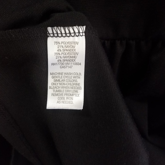 Black Fit Flare Skater Dress - Picture 4 of 4